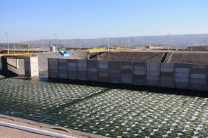Na imagem a estação de tratamento de esgoto de águas lindas